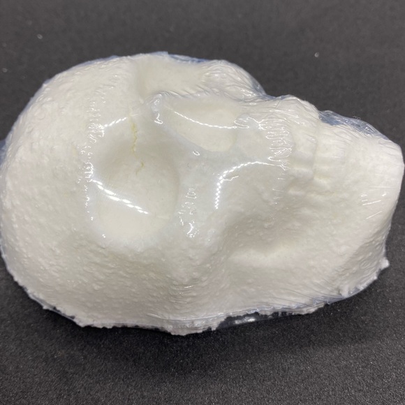 Set of 5 scented 💀 shaped bath bombs 4 Halloween - Picture 3 of 4